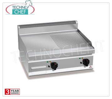 GAS GRIDDLE, 1/2 STRIPED and 1/2 SMOOTH MULTIPAN PLATE, TOP module, mod.G7FM8B-2 GAS FRY TOP with 1/2 SMOOTH and 1/2 RIBBED PLATE, BERTOS, MACROS 700 Line, MULTIPAN Series, DOUBLE TOP module with 795x500 mm COOKING ZONE, INDEPENDENT CONTROLS, thermal power Kw.13.8, Weight 70 Kg, dim.mm.800x700x290h