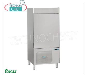 Professional Blast Chiller, 10 GN 1/1 Trays, Mod.AS1110N BLAST CHILLER-FREEZER with GUIDES for 10 TRAYS Gastro-Norm 1/1 or mm.600x400, FORCAR brand, Gas R452a, yield POSITIVE CYCLE + 90 ° + 3 ° C / Kg. 36, NEGATIVE CYCLE + 90 ° -18 ° C / Kg.18, V.400 / 3, Kw.2,100, Weight 190 Kg, dim.mm.820x800x1750h