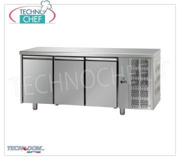 Refrigerated table 3 DOORS, capacity lt. 680, PASTRY, TECNODOM brand REFRIGERATED TABLE 3 DOORS, TECNODOM brand, capacity lt. 680, PASTRY, operating temperature 0 ° / + 10 ° C, Pastry Trays 600x400 mm, V.230 / 1, Kw 0.495, Weight 116 Kg, dim.mm.2150x800x850h