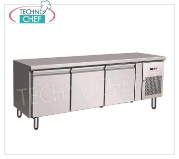 Forcar - Refrigerated Refrigerated Table 3 doors, Temp.-2°/+8°C, 262 lt, Ventilated, Mod.G-UGN3100TN 3-door refrigerated table, Professional, capacity 262 lt, temperature -2°/+8°C, ventilated refrigeration, Gastronorm 1/1, ECOLOGICAL in Class B, Gas R290, V.230/1, Kw.0.26, Weight 106 Kg, dim.mm.1795x700x650h